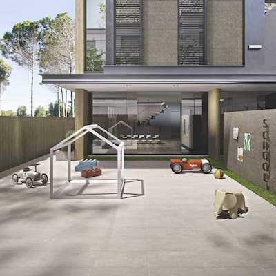 Ergon Stonetalk Sand | Carrelage imitation pierre couleur sable, surface technique antidérapante taille 30x60 rectifié pour installation à l'intérieur et à l'extérieur